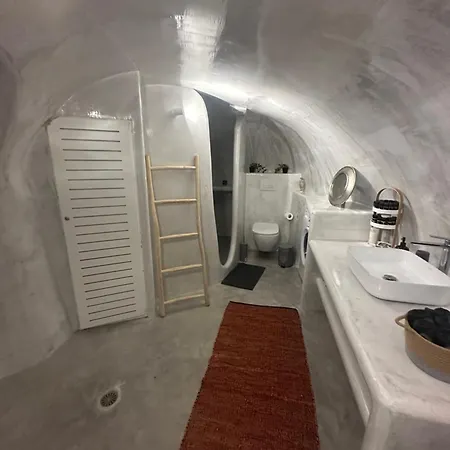 Kefia 2 Messaria (Santorini)